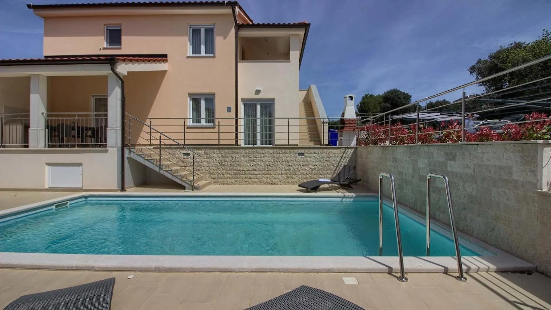 Ferienhaus Mit Privatpool Fuer 10 Personen Ca 200 Qm In Banjole, Istrien Istrische Riviera Holiday home